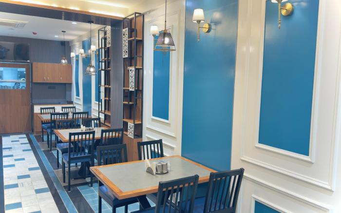 Hotel The Container, Kolhapur