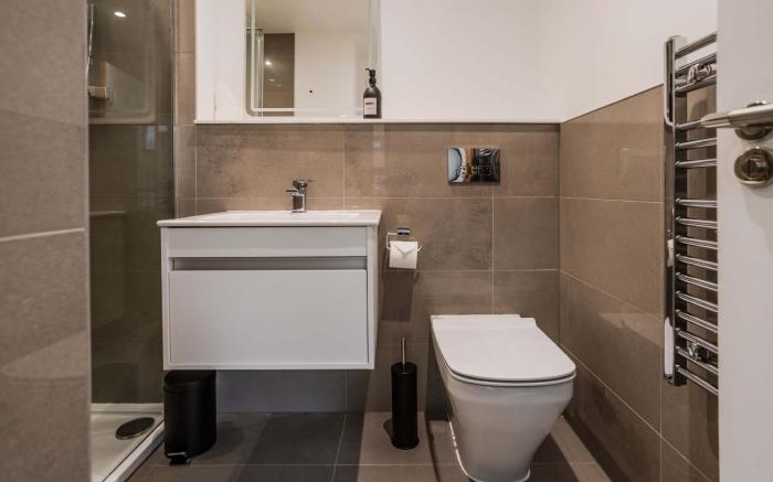 The Hidden Suite - 4BR Townhome Roof Top