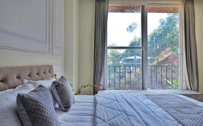 Whistling Pines Kasauli  2 BHK property in Hills