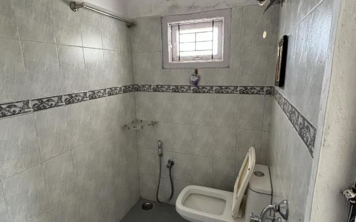 Crown Crest Home Stay