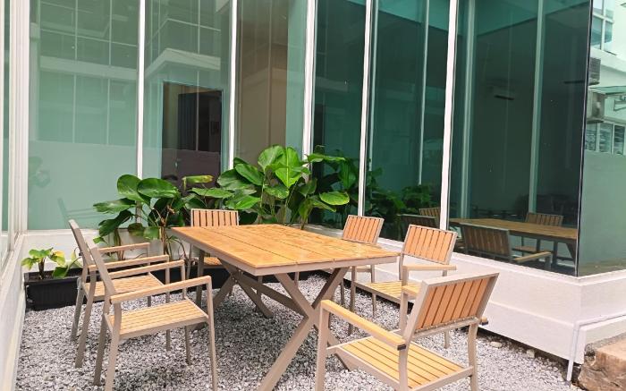 myroom @ 11 J.Adams, Georgetown