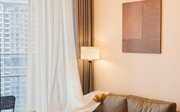 Lumiere Riverside 2BR Stylish Condo City View