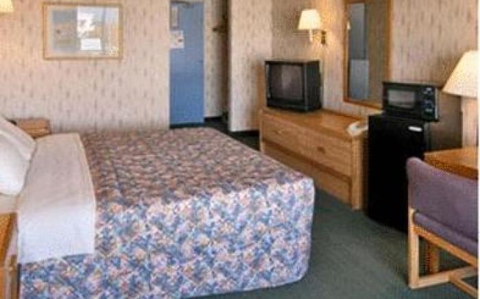 Americas Best Value Inn Tulsa at I-44