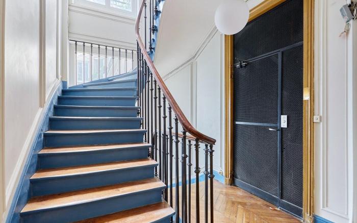 Exceptional 3 bedrooms Apartment  Heart of Paris