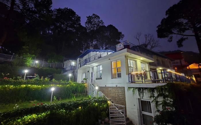 Golden Zenith Villa