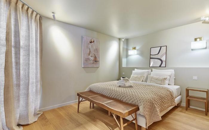 Superb apartment Notre Dame De Paris