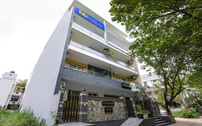 FabHotel The Prime Land - Huda City Centre Metro