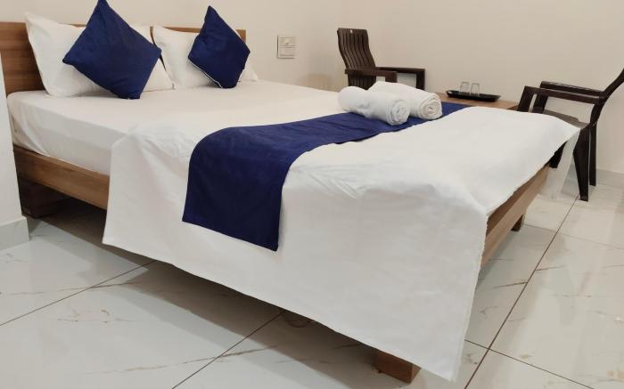 Hotel Bhavya Palace