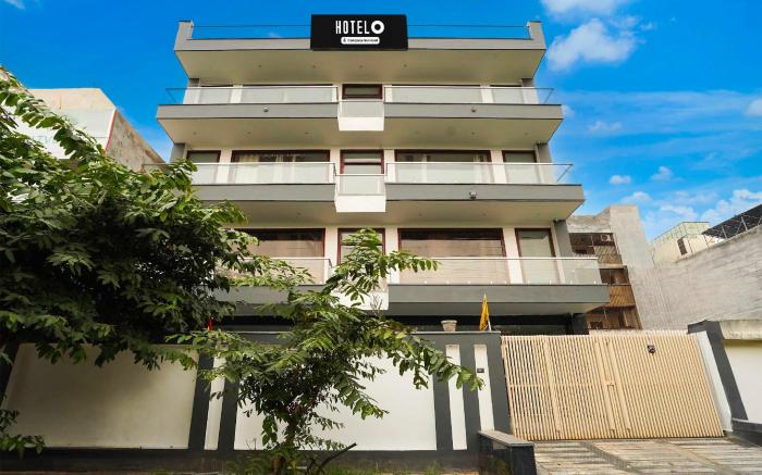 Hotel O 63 A Noida