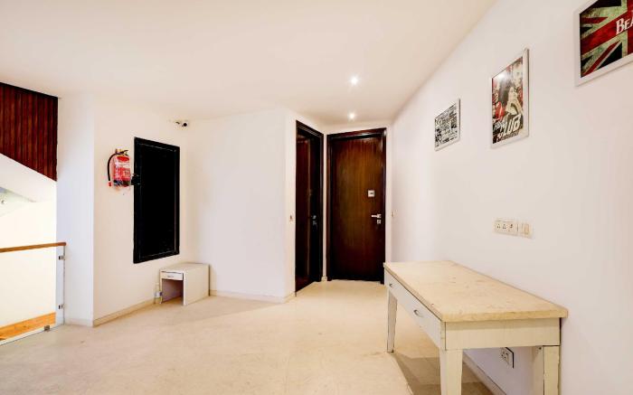 Townhouse Oak T Block Sector 24