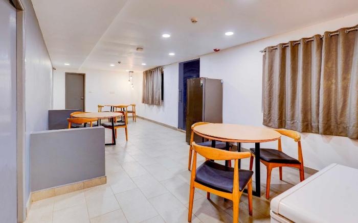 Townhouse Oak Puducherry Airport