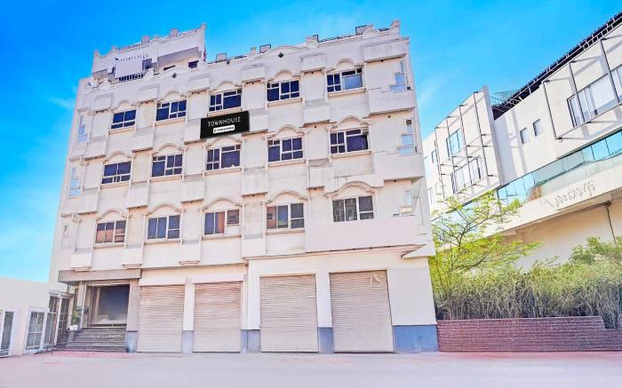 Townhouse Nirman Nagar Mansarovar