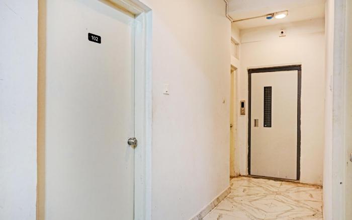 Hotel O Silver Keys