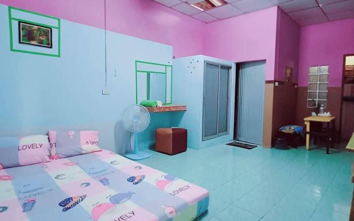 ห้องพักนายเอกราคาถูกในตัวเมืองตรัง