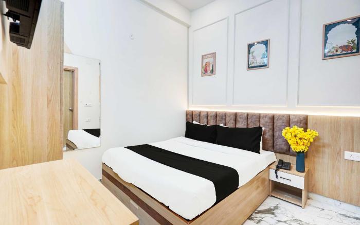 Hotel O Surajpur Chowk Greater Noida