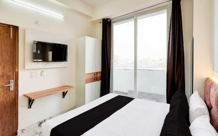 Hotel O Surajpur Chowk Greater Noida
