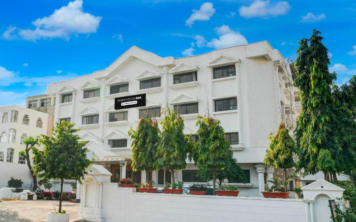 Townhouse Oak Subhas Nagar