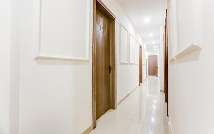 Hotel O A K Residency