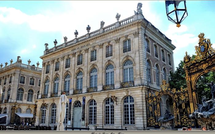 HOTEL LES PORTES D'OR