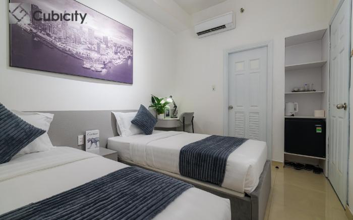 Cubicity De Tham