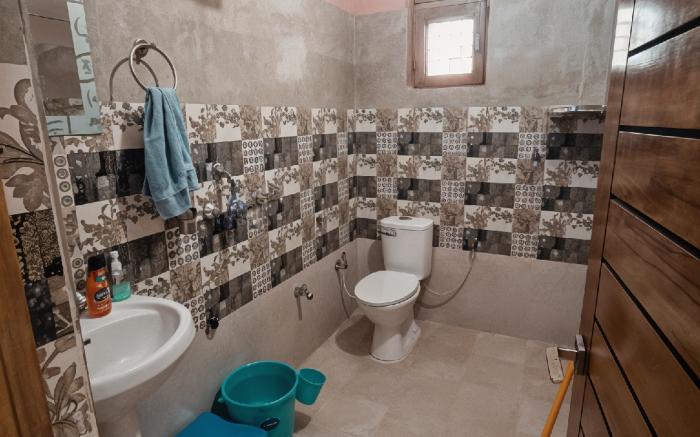 Rishidwar Homestay 2BHK-GF| Rishikesh by Homeyhuts