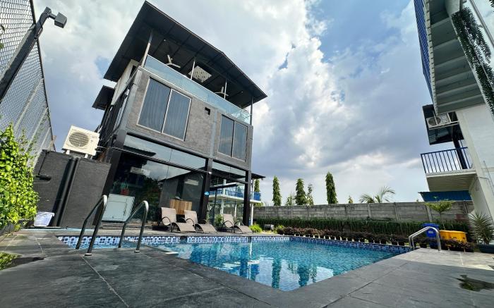 Deja Blu The River View Resort 