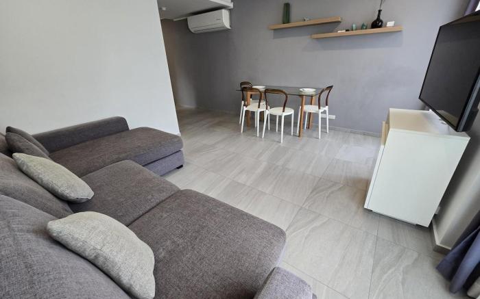 Urban Chill -1 Bedroom (T2-216)