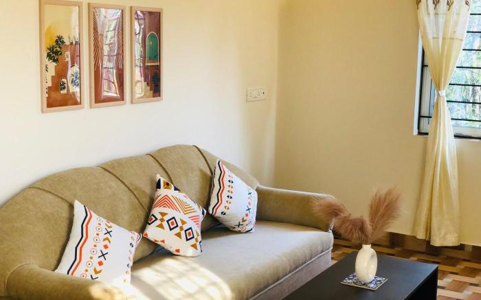 Palms & Paradise |1BR Apartment |Goa| by Homeyhuts