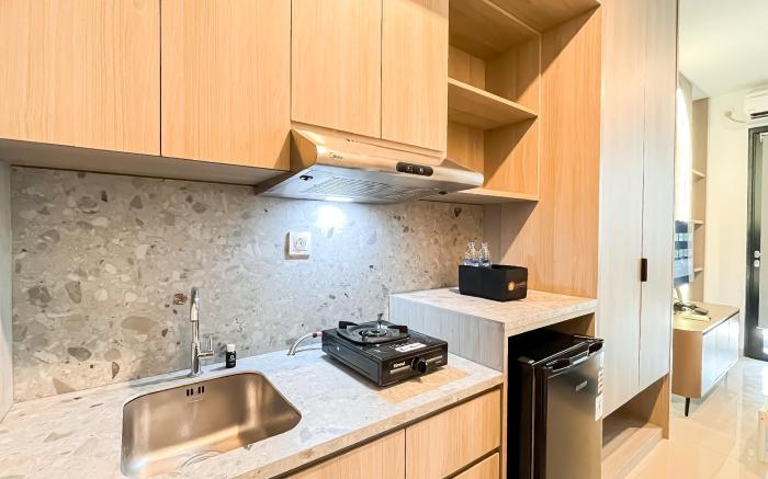 Fully Furnished Studio Ciputra World 2 By Travelio