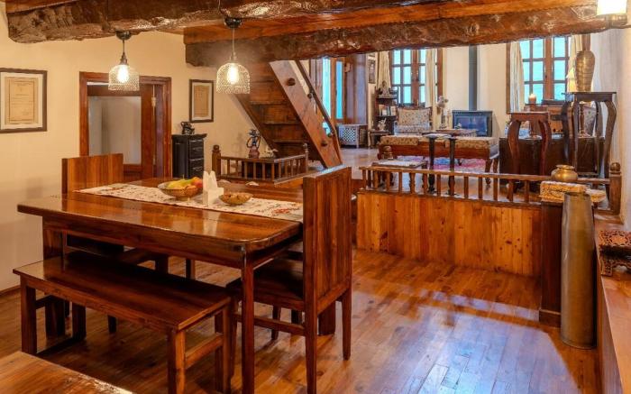 Old World Orchard Retreat|4BR Kotkhai by Homeyhuts