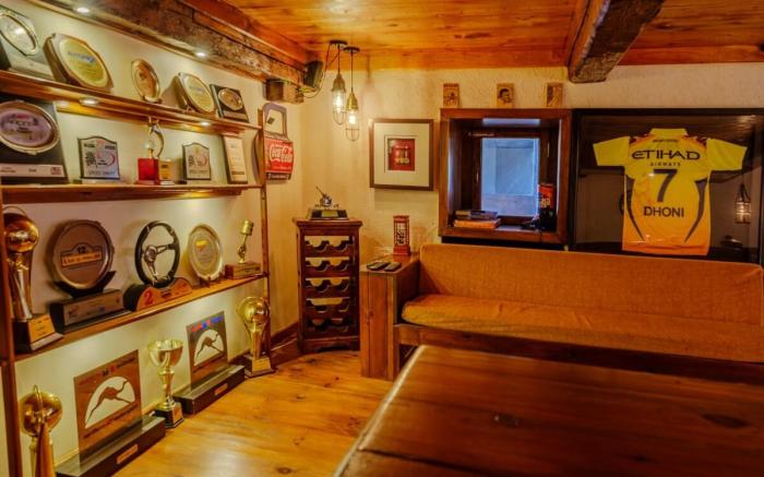 Old World Orchard Retreat | 2BR | FF by Homeyhuts