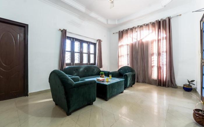 Cozy Nest | AC Twin King | 1BR |FF| by Homeyhuts