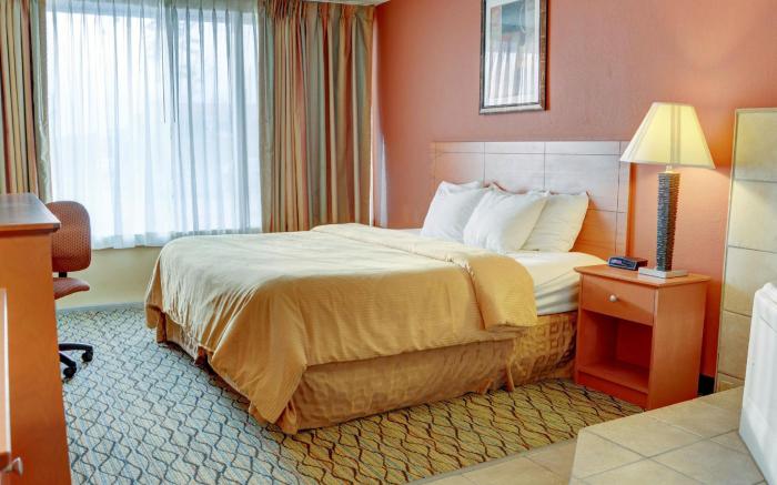 Clarion Resort On the Lake Hot Springs