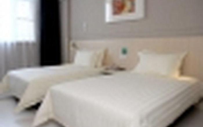 Jinjiang Inn Haikou Guomao Guomao Jinlong Road Youyi Yangguang City