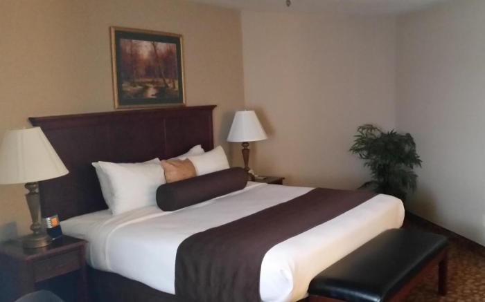 Best Western PLUS Mill Creek Inn