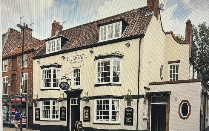 Gillygate Bar & Tea Room