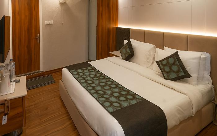 Excel Hotels & Resorts Mall Road Nainital