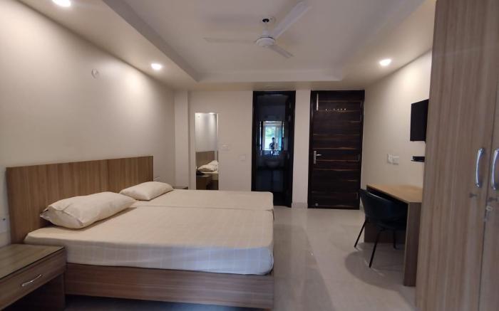SKY CO-LIVING 