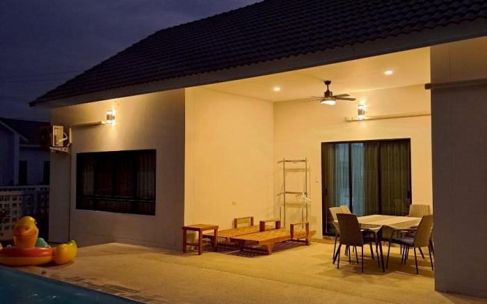Avipoolvilla.cnx