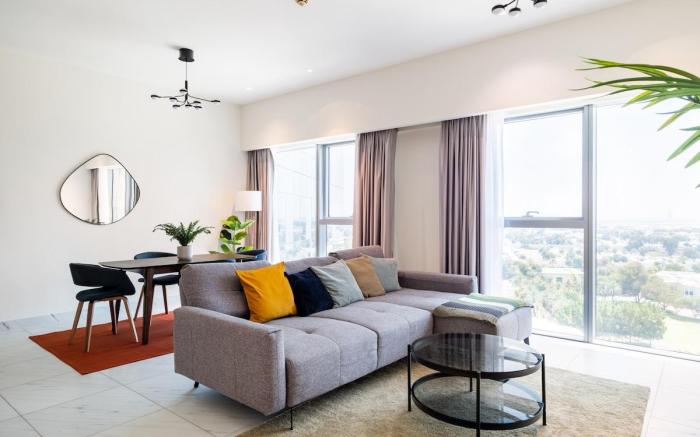 Central Park Tower - Close to Metro/1BR/DIFC