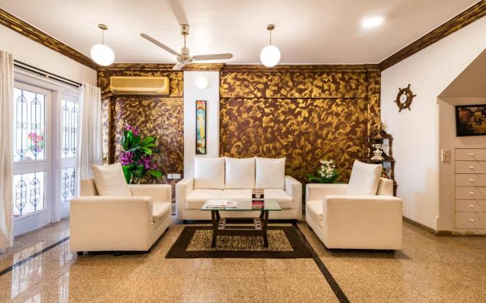 Dazzling 4 BHK bunglow near Film City Goregaon