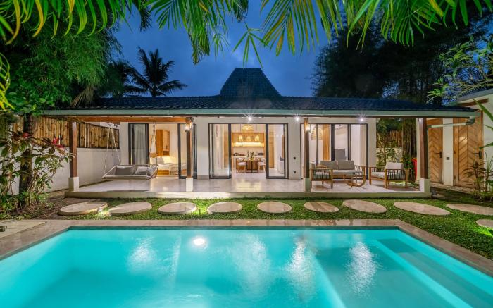 BlueWave-SerenityAwaits-Stunning NewVillawithPool