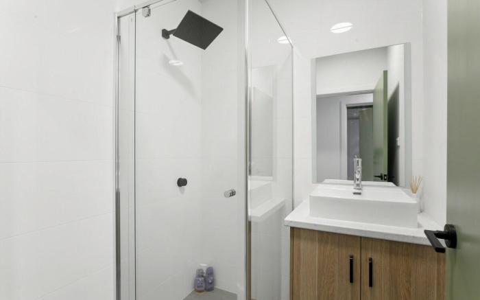 Private Room in Adelaide City (Room 3)