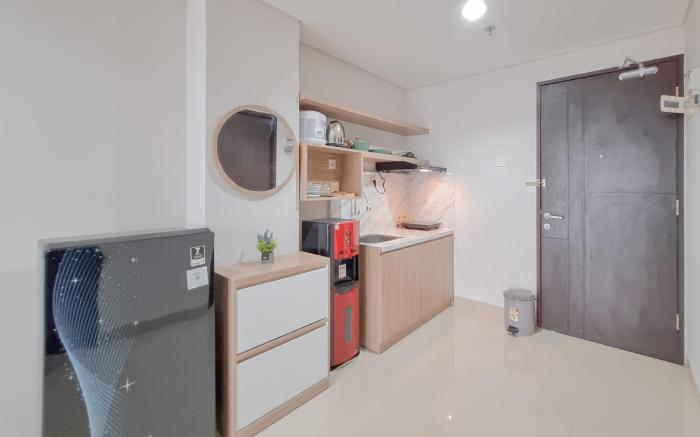 Patraland Amarta 1BR Apartment By Travelio