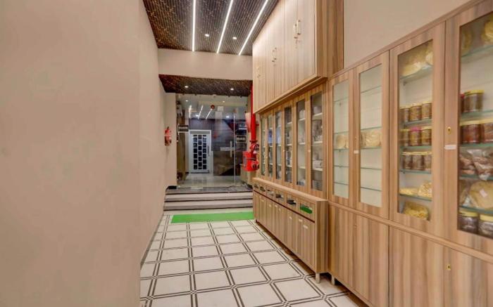 Super Townhouse Oak Kaal Bhairav Temple Varanasi