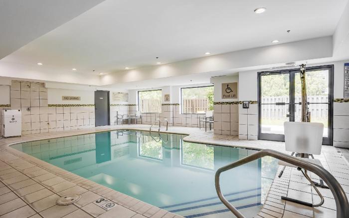 Country Inn & Suites by Radisson, Savannah Southside