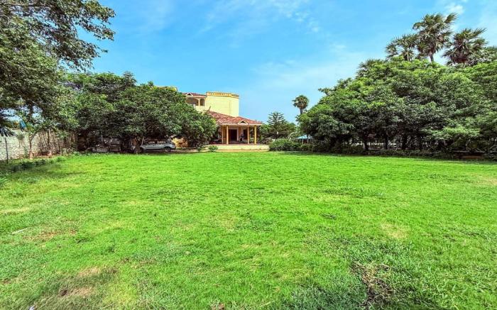 Sri Sai Palace Muttukadu