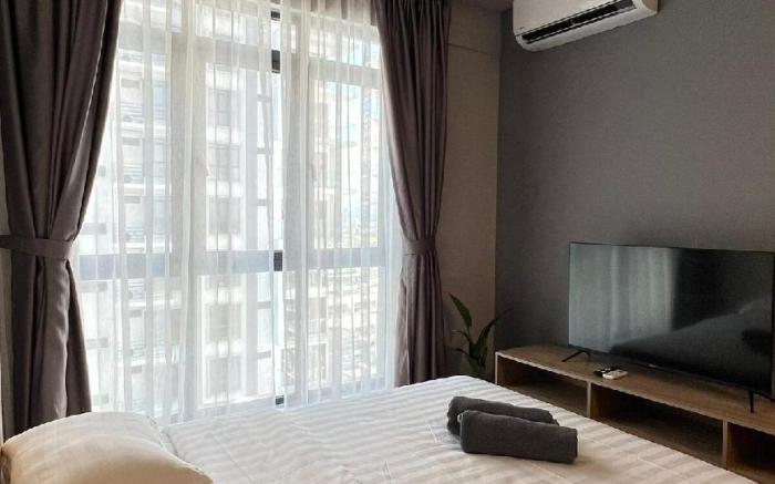 Deluxe King Room l High Floor