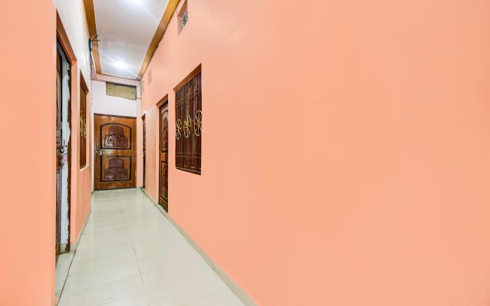 Hotel O Mahamaya Guest House