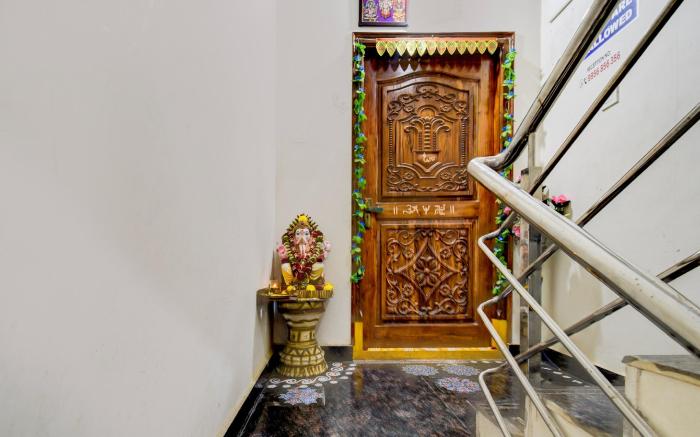 Hotel O RR GRAND STAY